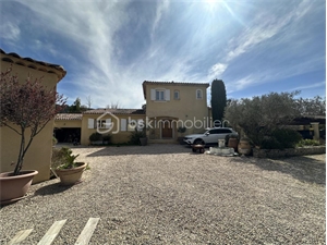 propriete à la vente -   83136  NEOULES, surface 222 m2 vente propriete - UBI483405932